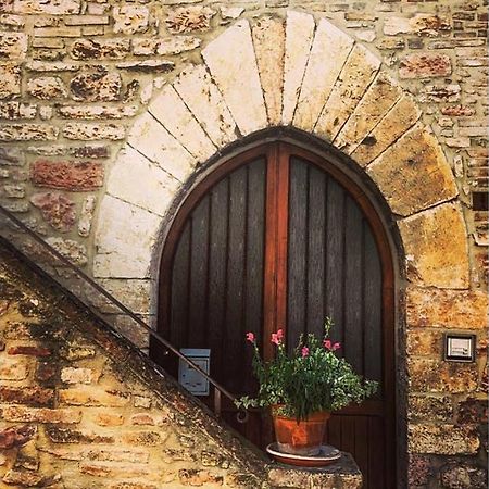 Assisi Anfiteatro Romano Exterior foto